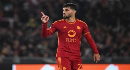 اتحاد جدة يعلن رسميا تعاقده مع الجزائري حسام عوار